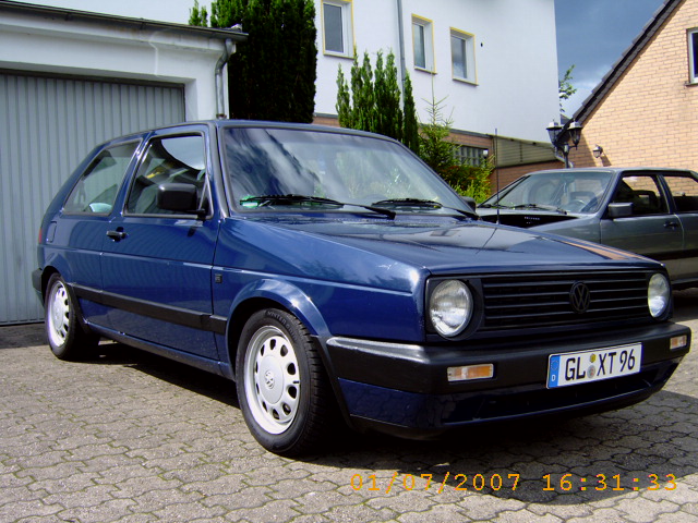 Golf 2 neu Tieferlegung 001.jpg