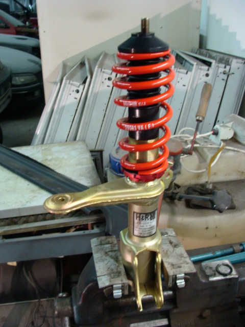 Gewindefahrwerk S2 Coupe 001.jpg