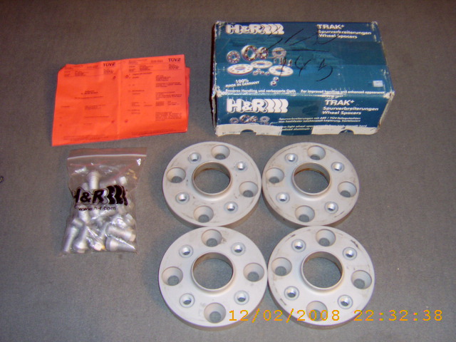 Reifen 15Zoll 195-45 und Adapterspurplatten 4x108 - 4x100 001.jpg